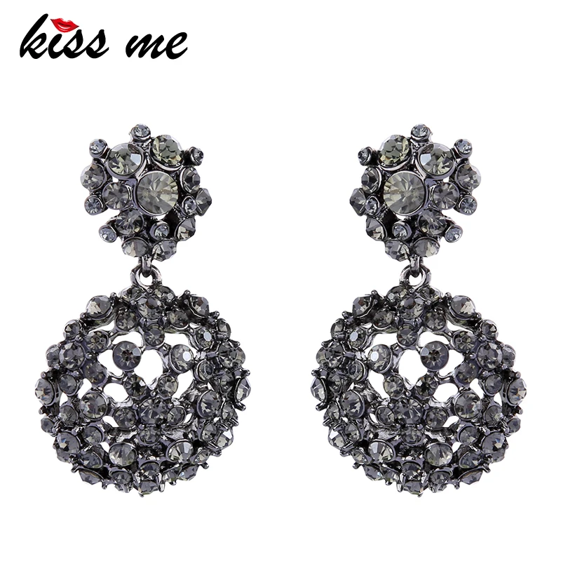

KISS ME New Statement Earrings Zinc Alloy Holowed Geometric Crystal Earrings for Women Vintage Jewelry