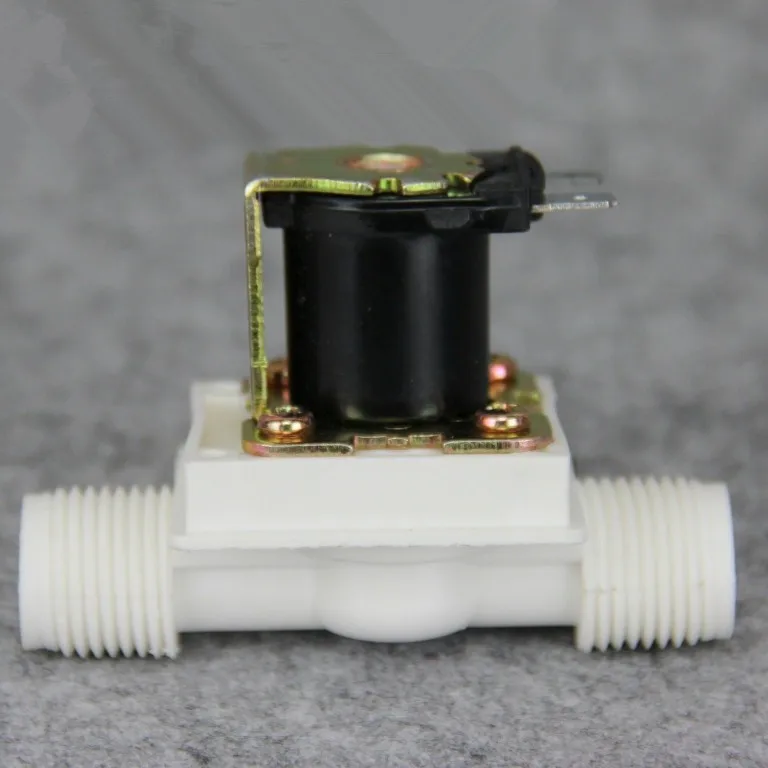 3/4"BSPP 2Way Nylon Plastic Gravity Feed Solar Solenoid Valve NC with