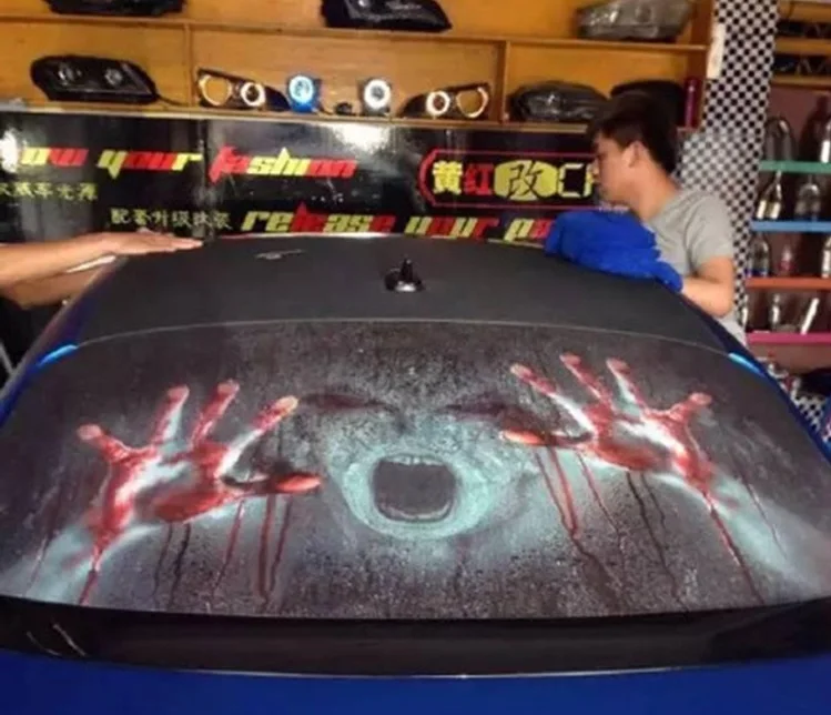 Перфорированная ПВХ ужасная кровожадная наклейка на заднее стекло автомобиля показывает, когда кто-то включается Дальний свет за вами