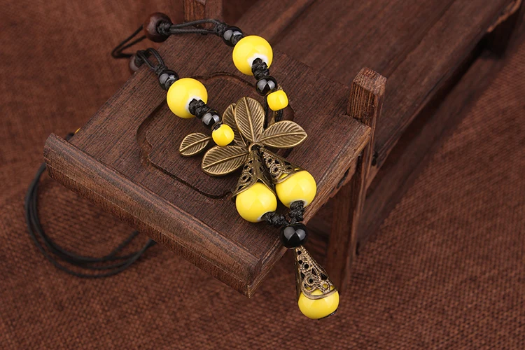 Китайское традиционное керамическое ожерелье с бабочкой и листьями желтого цвета, плетеные этнические керамические ювелирные изделия ручной работы, винтажные подвески, ожерелье