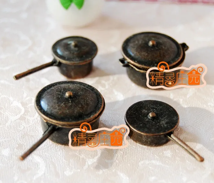 A01-X290 الأطفال طفل هدية لعبة 1:12 دمية مصغرة الأثاث مصغرة rement المعادن وعاء مجموعة 4 قطع