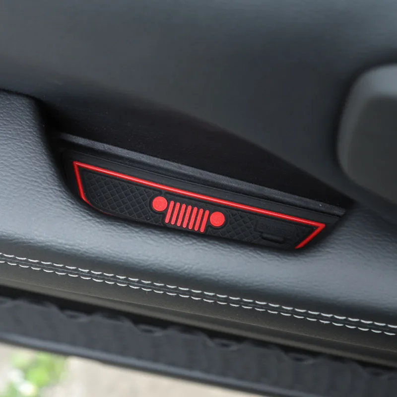 Set Rubber Red  White Car Interior Gate Slot Pad Mat Cup Mat Pad Decoration for Jeep Wrangler JL 2018+ Car Styling Accessories (24)
