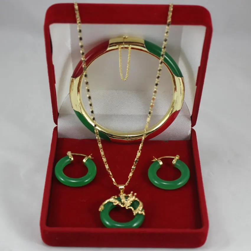 

elegant 7.5" green and red Jade bracelet, green jade earings and 18kgp dragon pendant fashion jewelry sets for lady 5.31