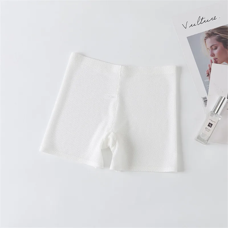 8815536468_548361044