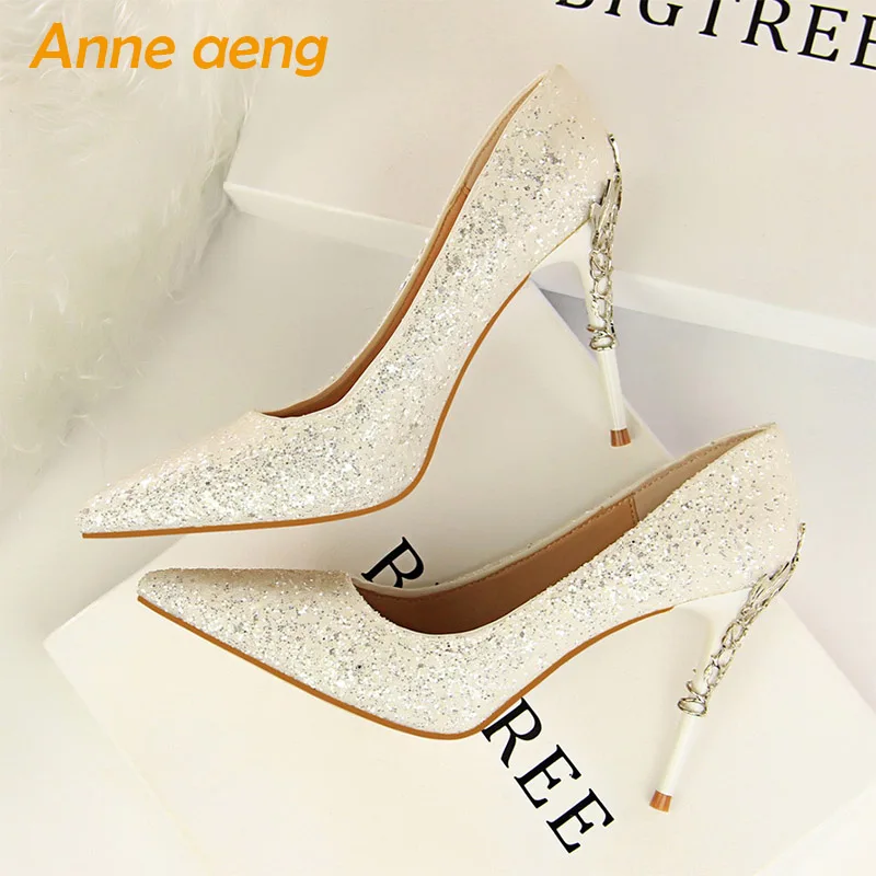 2019 New Women Pumps High Thin Heel Metal Pointed Toe Shallow Sexy Ladies Bling Bridal Wedding Women Shoes White High Heels