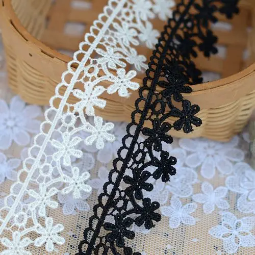 2yard/lot Ширина 3.4 см Embroideried маленький цветок Кружево ленты черного и белого DIY