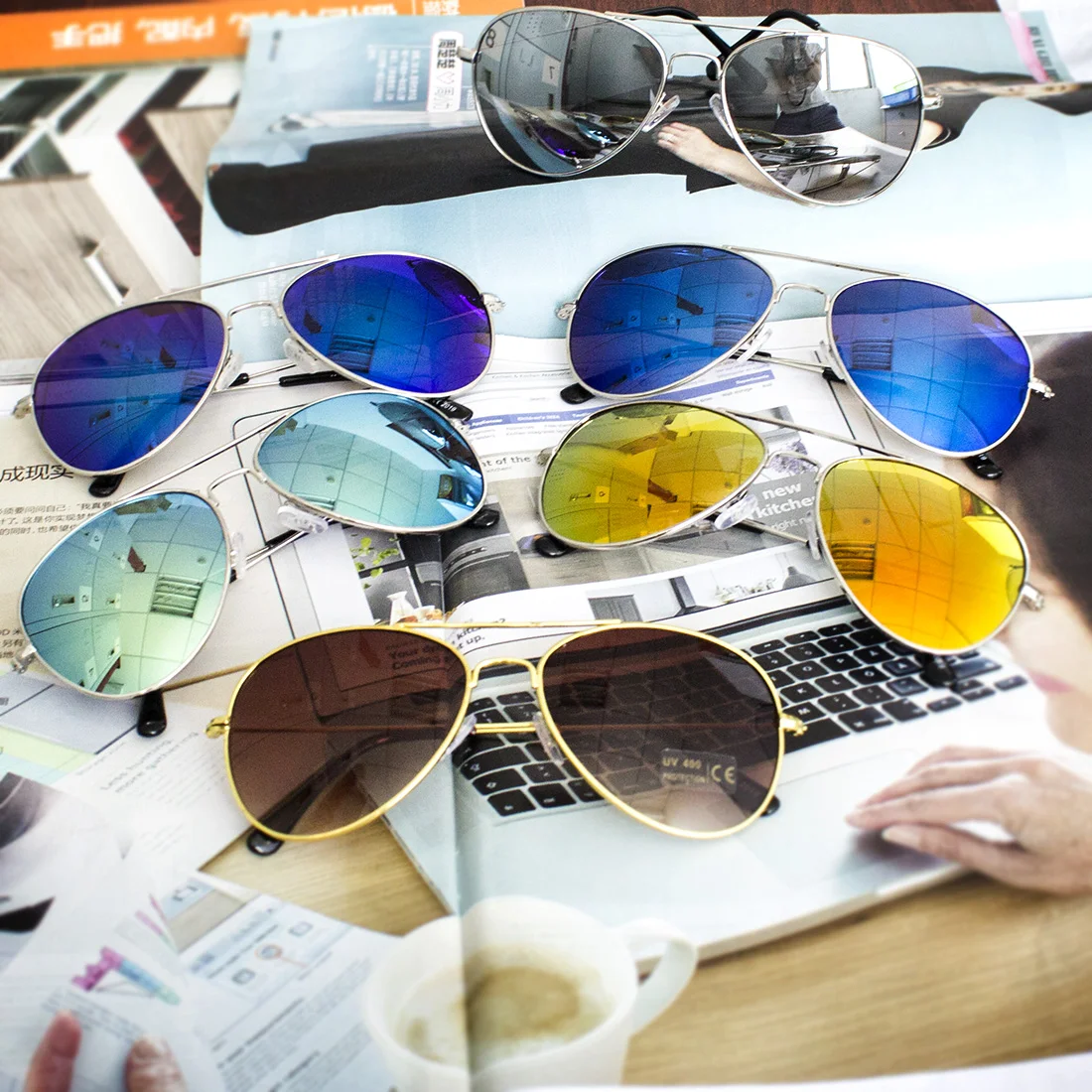 

2017 MIX Colors Free Shipping Sale Designer Blue Mirrored Sunglasses Men Silver Mirror Vintage Sunglasses Women Glasses Hot