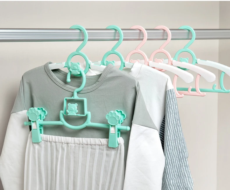 10PC Retractable Children's Hangers Thick Durable Plastic Clothes Shelf Cartoon Baby Drying Rack No Trace Non-slip Adult Hanger