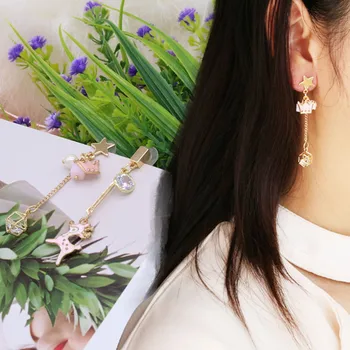 

2019 new fashion hollow zircon deer asymmetric pearl fringed temperament long earrings female stars zinc alloy earrings