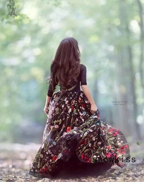 Gorgeous lace embroidery flowers princess prom party gown for evening pageant black sheer tulle long sleeves flower girl dress Gorgeous lace embroidery flowers princess prom party gown for evening pageant black sheer tulle long sleeves flower girl dress