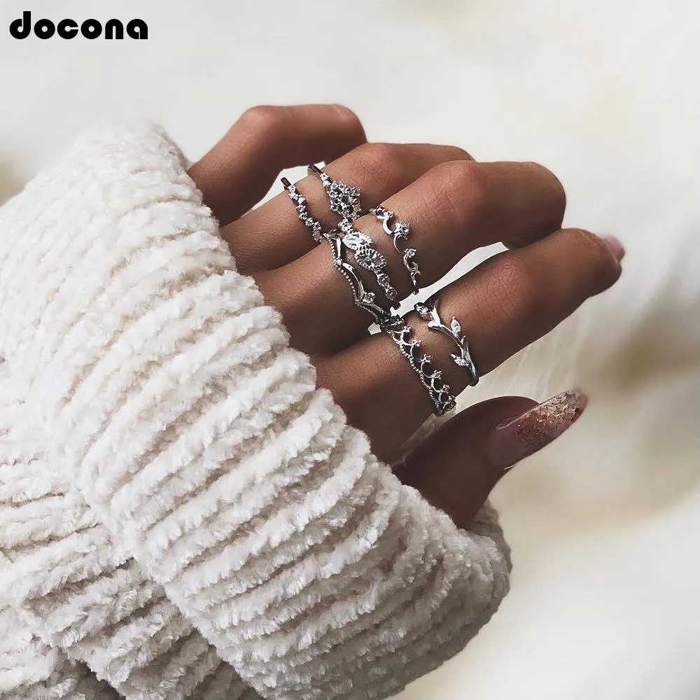 

Docona Retro Leaf Crown Shape Silver Color Ring Set For Women Bohemian Hollow Geometric Knuckle Midi Rings Jewelry 3825