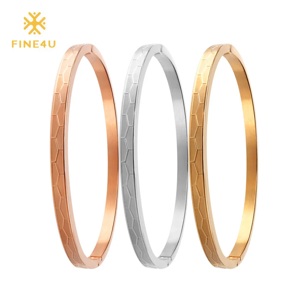 

FINE4U B092 Simple Cuff Bracelet 316L Stainless Steel Bracelets & Bangles For Men Women Couple Open Bangles 3 Colors Choices