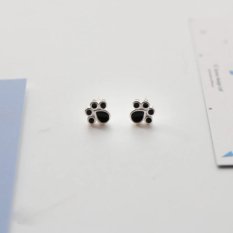 Серьги-гвоздики из стерлингового серебра 925 пробы с милым котенком в виде лапы для женщин, повседневные стильные серьги для девочки