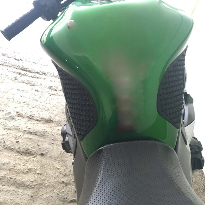 MTImport 2017 08 2009 Z1000 Anti slip Tank Pad Side Gas Knee Grip Traction Pad Sticker Decals For Kawasaki Z1000 2007 2008 2009 (1)