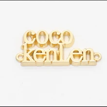 Индивидуальные золотые отдельные рельефный металлический логотип значки для сумок металлические буквы логотип этикетки