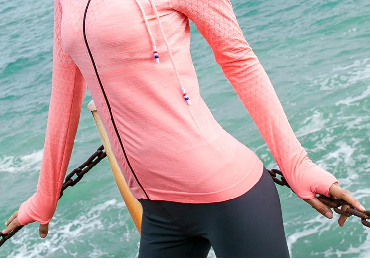 women-running-jackets_02