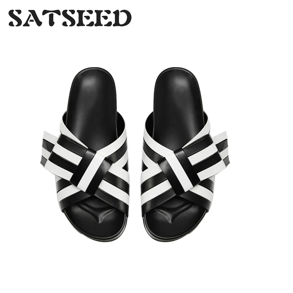 

2019 New Women's Shoes, Butterfly-knotted Striped Sandals, Flat-soled Fashion Out Slippers, Fashion Beach Shoes