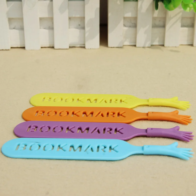 4PCS/set Help Me Novelty Bookmark Funny Bookworm Gift Stationery Office