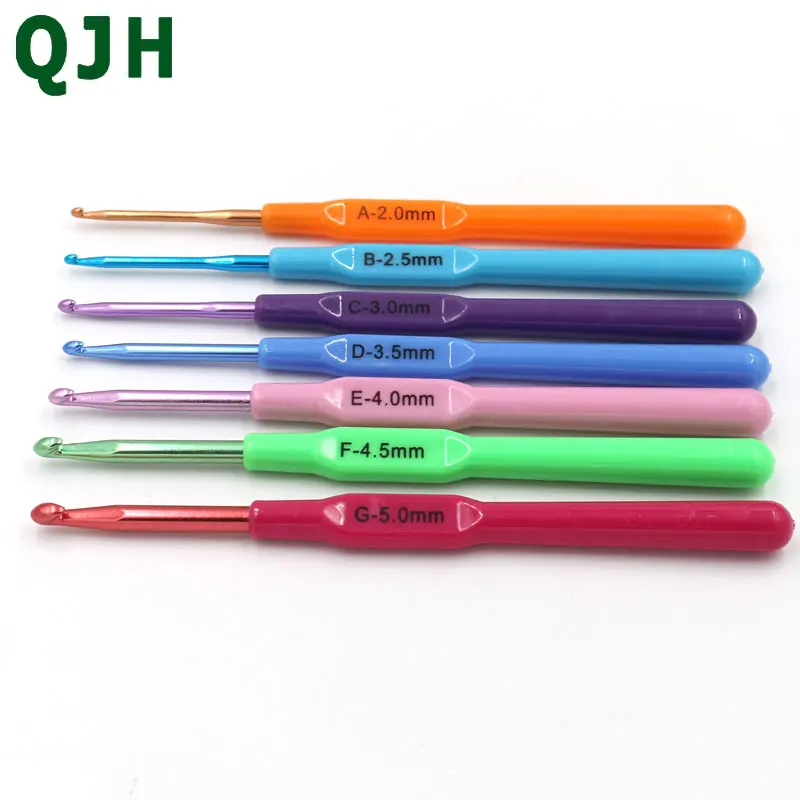 

7 Sizes Aluminum Plastic Handle Crochet Hook Weave Knit Needles Set 2.0-5m PRO