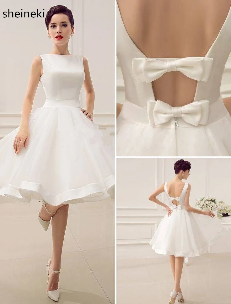 2019 Cheap White Mini Short Bridesmaid Dresses A Line V Neck Knee