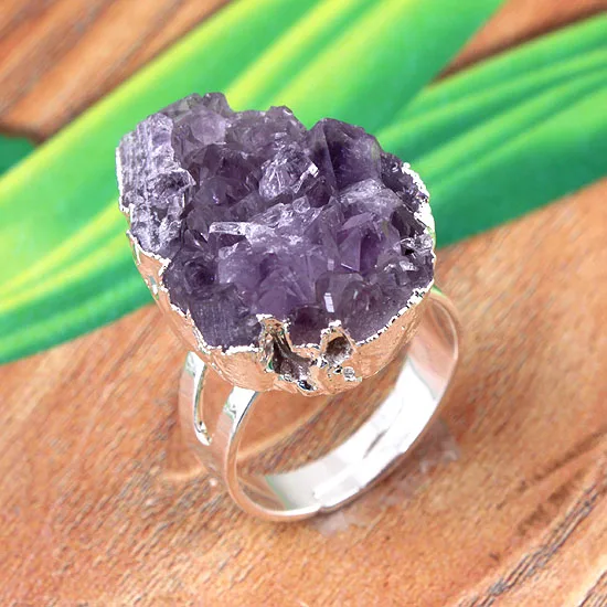 100-уникальные 1 шт посеребренные неправильной формы натуральные пурпурные аметисты кластер Кристалл палец кольцо Шарм ювелирные изделия