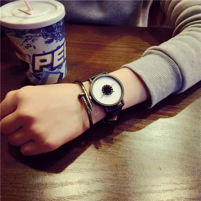 Горячая Мода дропшиппинг креативные часы минималистичный стиль для мужчин и женщин кварцевые часы простые женские часы кожаные Наручные часы