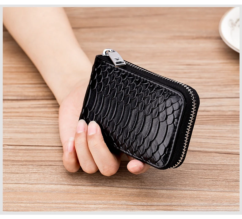 Lomelobo Unisex Serpentine Card Holder Split Leather Women Men Credit ID Business Cards Wallet Fashion Bank Cards bag Coin Purse HCL7148 Details (02)