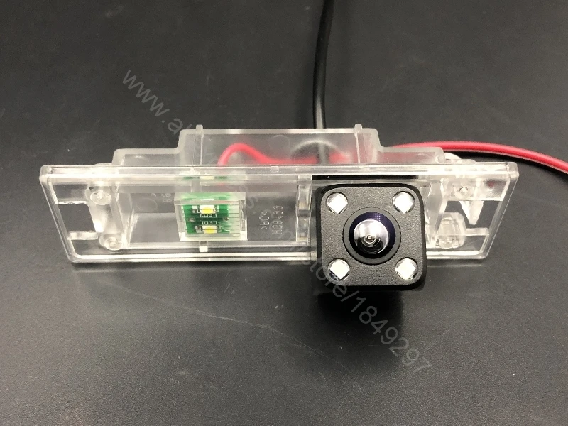 Night-Vision-Car-Reverse-Backup-Parking-Rear-View-Camera-HD-CCD (2)