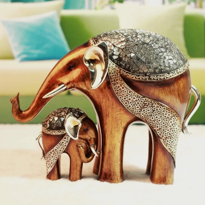 Cute Little Elephant of Polyresin & Crystals Statue Souvenir Figurine Home Decor