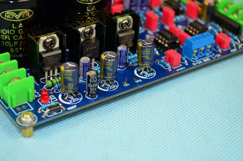 LM3886 Плата усилителя 68 Вт + DC servo 5534 независимый op amp двойной AC22 28V усилитель