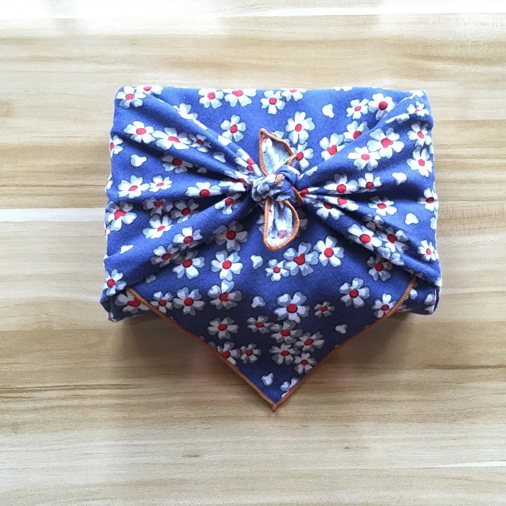 

Japanese style wrapping cloth furoshiki handkerchiefs Flower 113B COTTON DAISY
