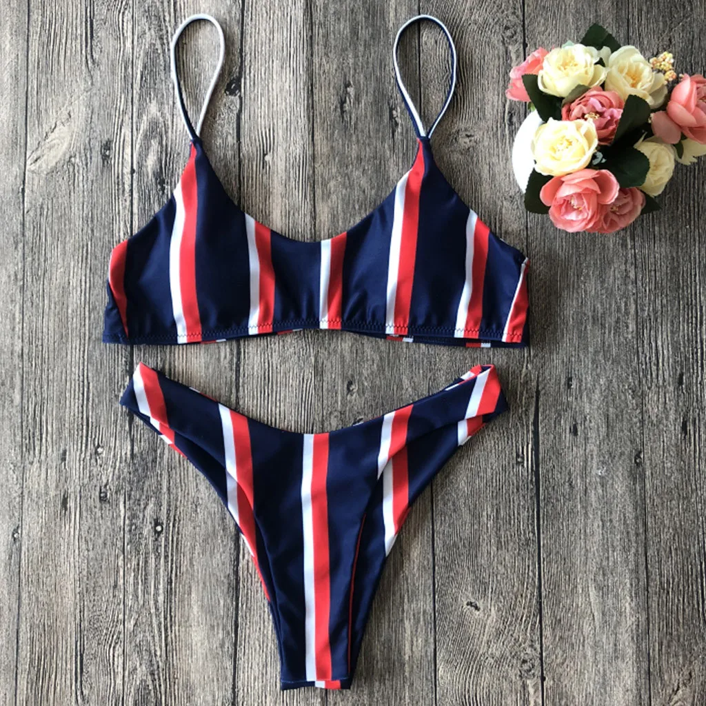

Hot Selling New 2019 Women Floral Print Bikini Set Swimming Two Piece Swimsuits Swimwear Beach Suit