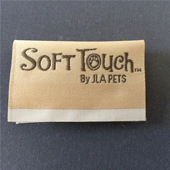 

Customized High Density Beige Background Woven Labels Clothing Main Labels