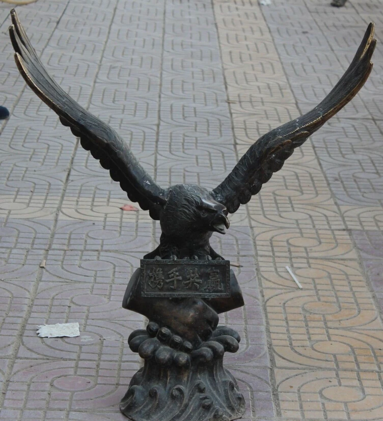 

bi002581 30"Chinese Bronze Fly Arabia Hawk Eagle Bird Open Wigs On Hand By Hand Sculpture