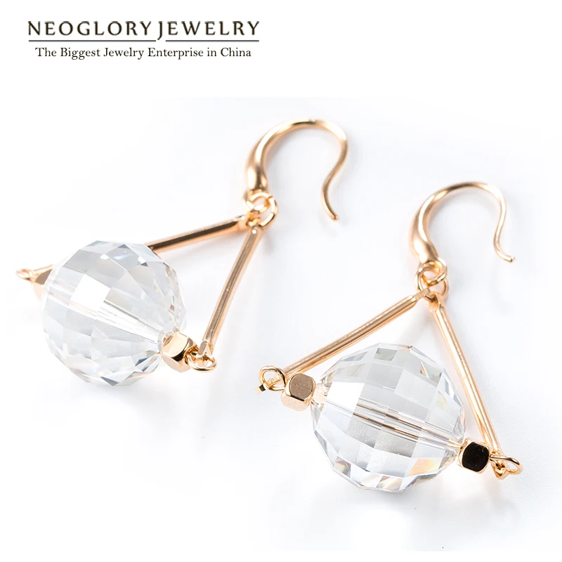 

Neoglory MADE WITH SWAROVSKI ELEMENTS Crystal Drop Earrings Triangle Design Geometric Exquisite New Trendy for Women Party Gift