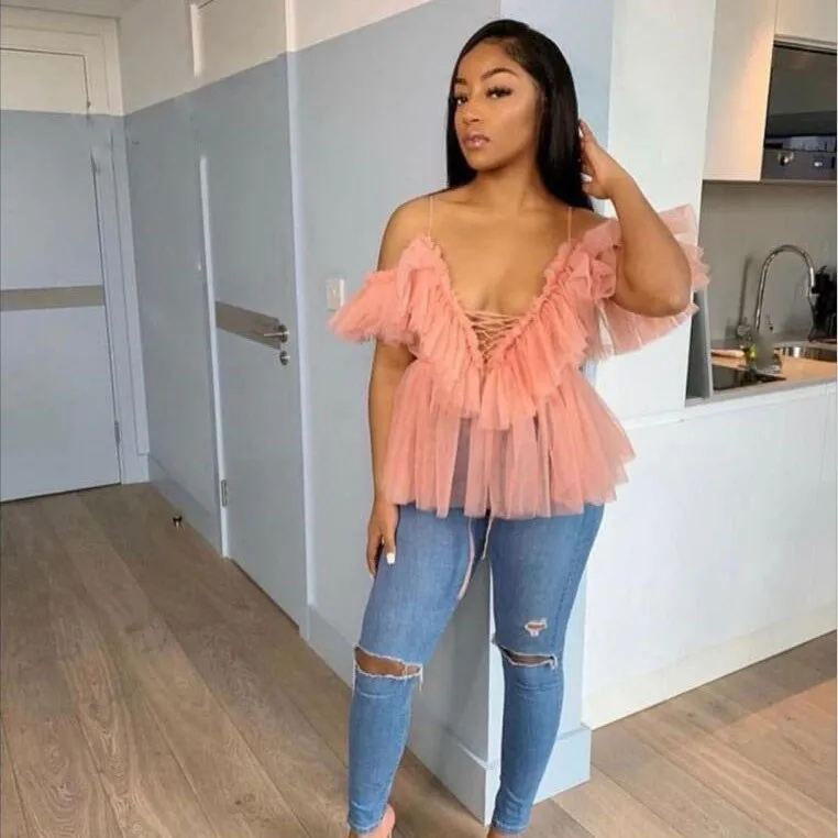 

Fashion 2019 Women Off Shoulder Layer Mesh Blouses Sexy Summer Spaghetti Strap Backless Top Female Vintage Lace Up Ruffle Shirt