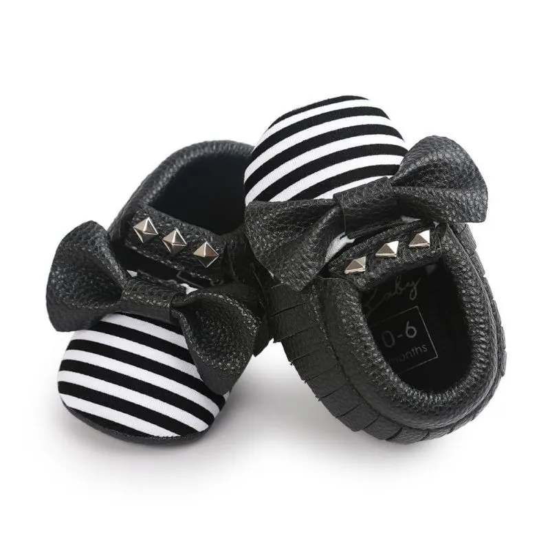 Милые новорожденные мягкие подошвы Нескользящие обувь для младенцев Милые Детские Девочки Зимние Мокасины Мягкие Moccs из искусственной