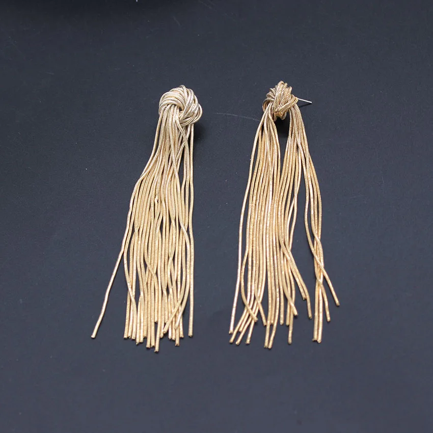 

new arrival fashion luxury long tassel gold color clain fashion women statement earrings 797