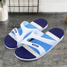 Высококачественные летние мужские тапочки; модные домашние и уличные тапочки унисекс на плоской подошве; Домашние Нескользящие пляжные шлепанцы для пар