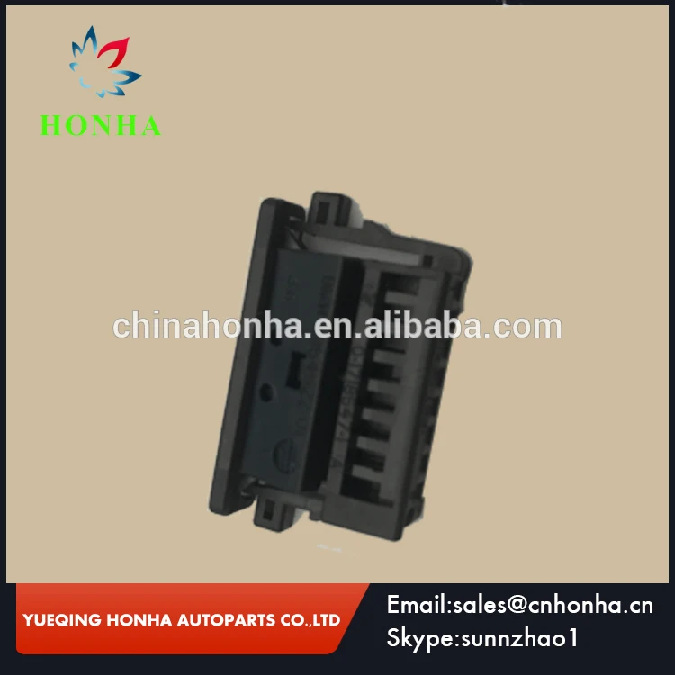 Tyco-8-pin-female-automotive-electrical-connector 4