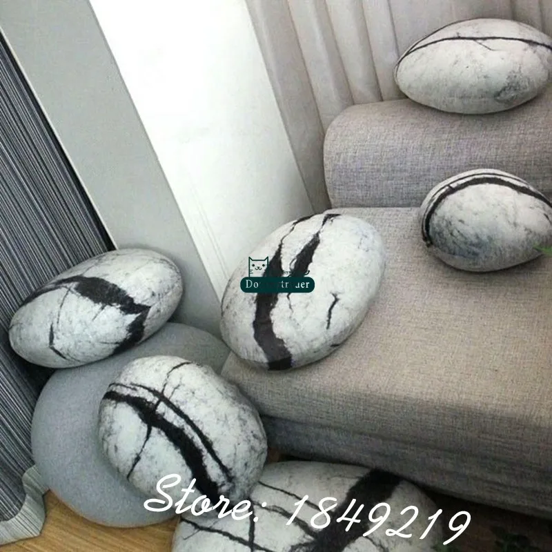 Dorimytrader 6 Pcs Lot Livingroom Decoration Comet Stone Cushion Baby Natural Garden Stone Pillow Toy ( With Cotton ) DY61079 (14)