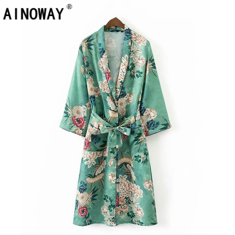 

Vintage chic Women floral print bat sleeve beach Bohemian dresses Ladies V neck Summer Vacation Boho kimono dress