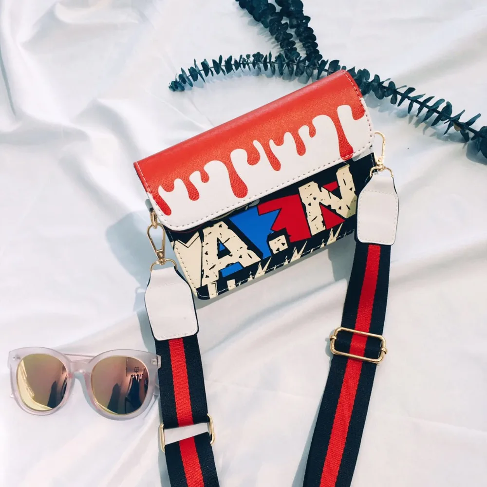 4388205061_1924897600