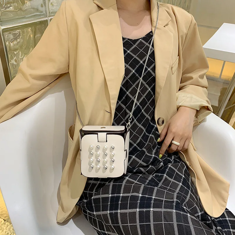 

2019 Summer New Hot Fashion Pearl Hasp Chains Bags Handbags for Women Female PU Hard Shoulder Bags Messenger Bags