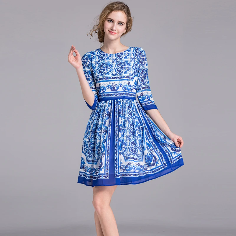 The Voyeurs Nude Scenes – Lido Kitchen