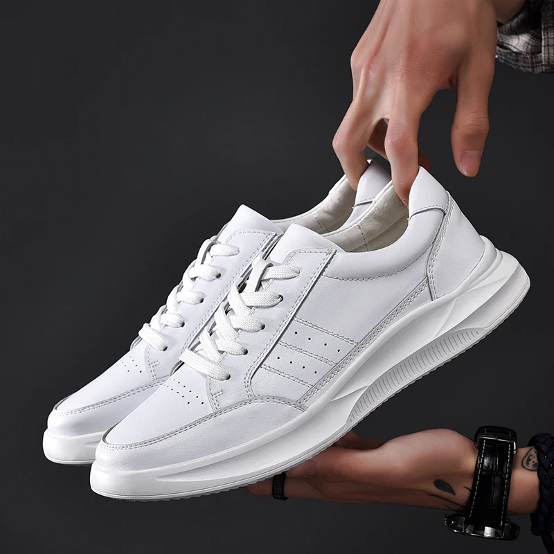 

Autumn New Mens Offwhite Shoes Genuine Leather Trendy Skateboard Shoes Breathable Mens Sneakers Light Flat Shoes