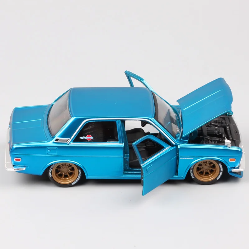 Классические весы Maisto 1/24 Nissan Datsun 510 1600 Bluebird 1971 металлические модели литья под давлением автомобили игрушки транспорт Миниатюрные для детей