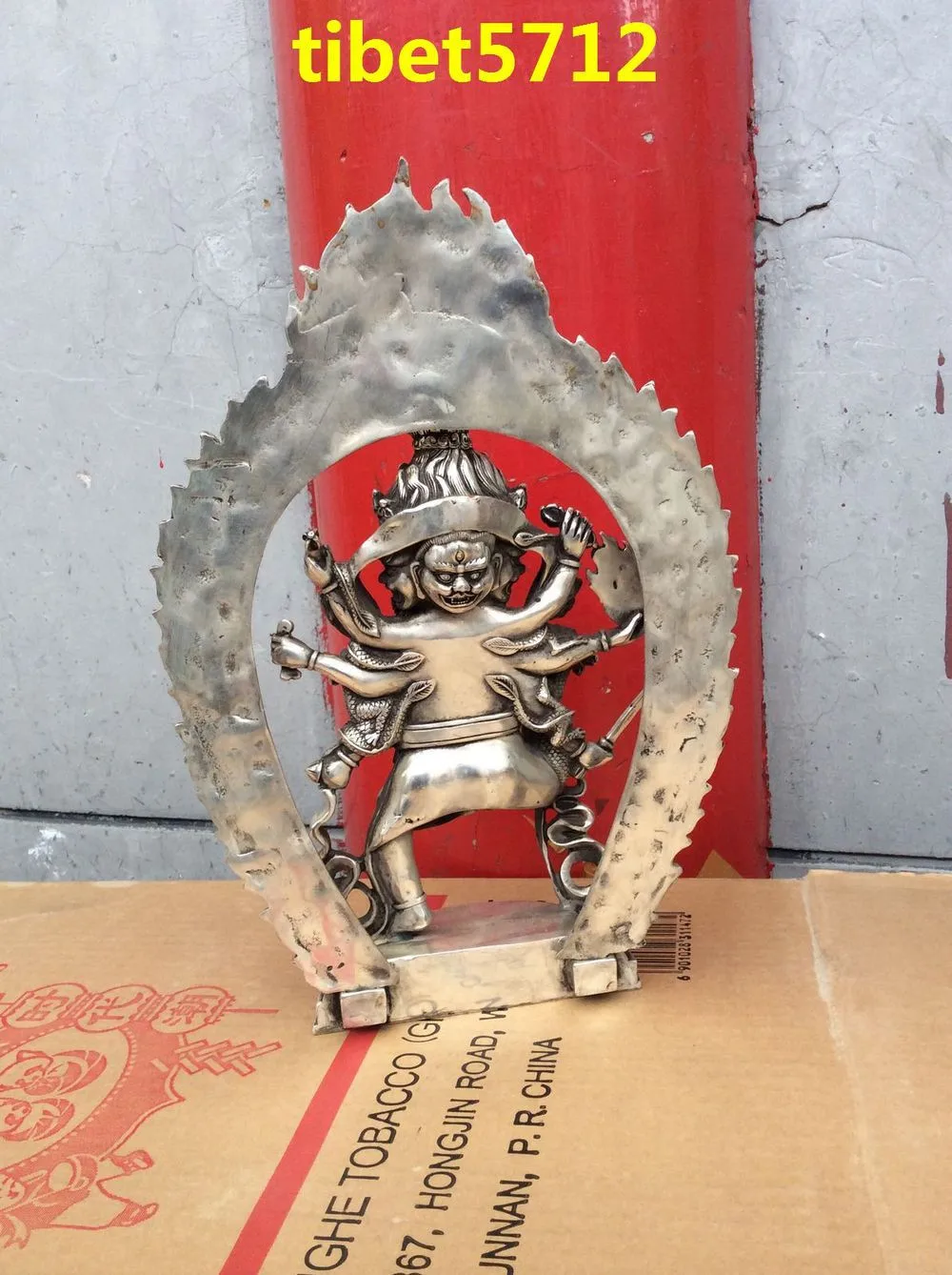 Тибет Буддийские латунь покрытием серебра Ваджра Кродхи Mahabala Ucchusma статуя будды Бронзовая Отделка Будда Исцеление Статуя