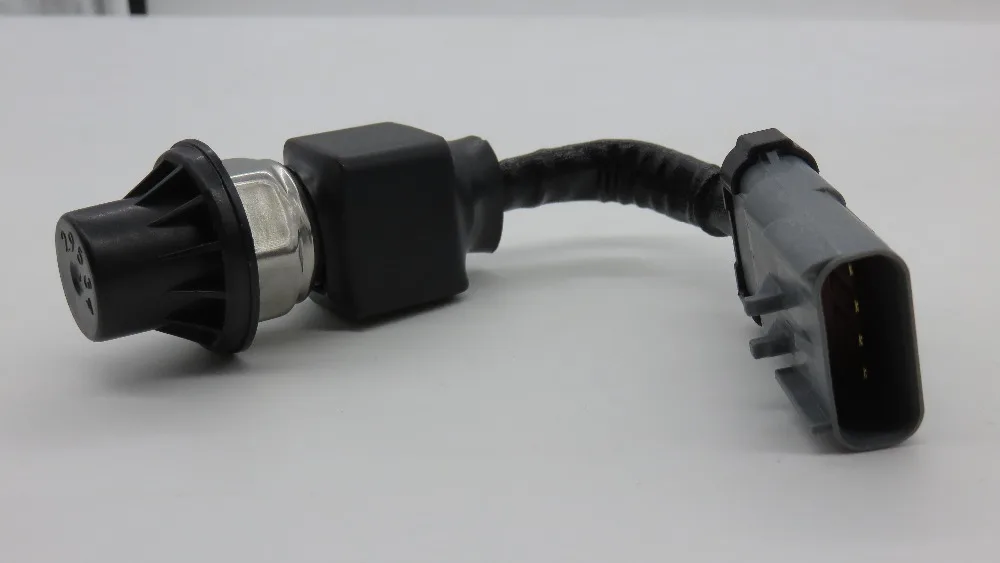 OEM Common Rail Pressure Sensor 2897581/5PP5-7