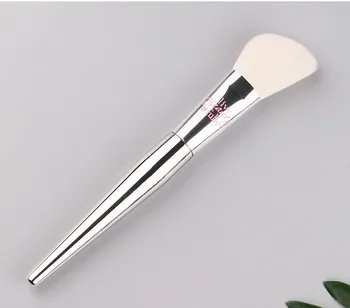 

1 piece Oblique angled Blusher Makeup brushes Bronzer sculpting Make up brush cosmetic synthetic hair plastic Handle
